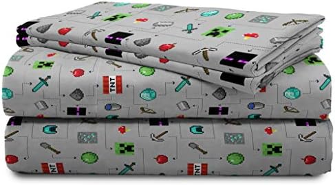 Jay Franco Minecraft Monster Hunters Queen Bedding Set