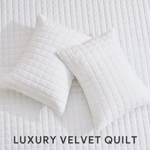 Elegant Luxury Quilt Set