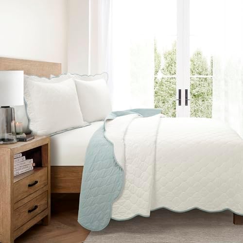 Coastal Chic Quilt Set