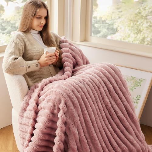 Experience warmth comfort with the NEWCOSPLAY Super Soft Throw Blanket