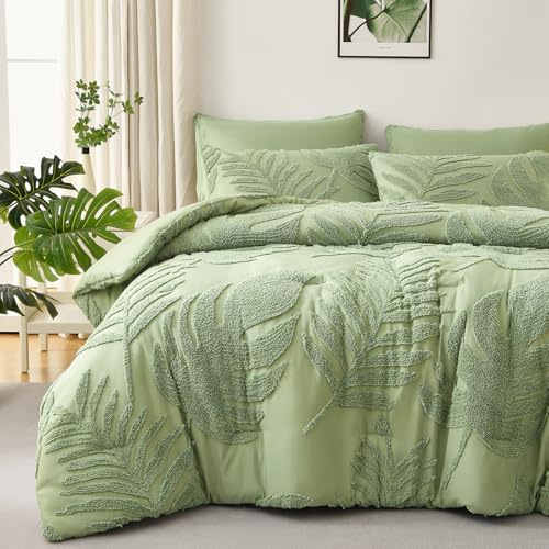 Queen-Size Bedding Set with Tufted Comforter by Green 02