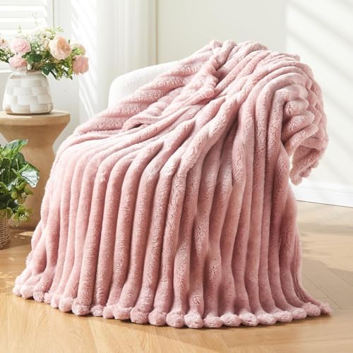Experience warmth comfort with the NEWCOSPLAY Super Soft Throw Blanket
