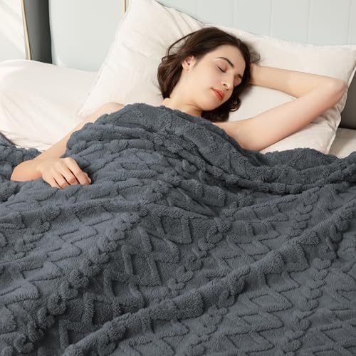 Cozy Fleece Blanket Queen Size