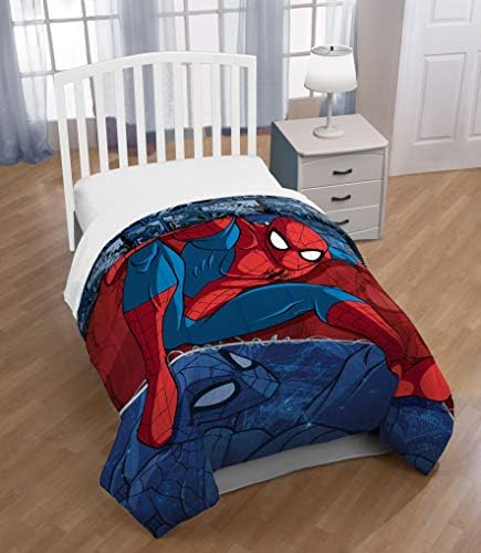 Jay Franco Kids Comforter Super Soft Spiderman Bedding for Twins