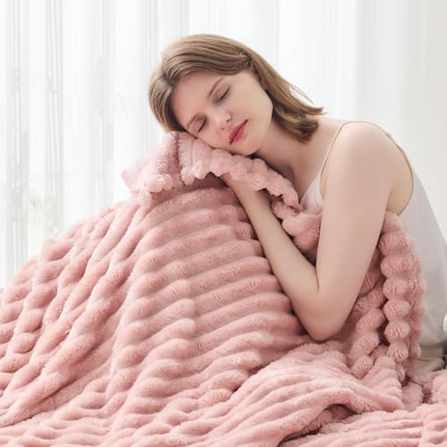 Experience warmth comfort with the NEWCOSPLAY Super Soft Throw Blanket