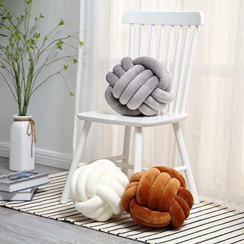 Knot Pillows by Petrella