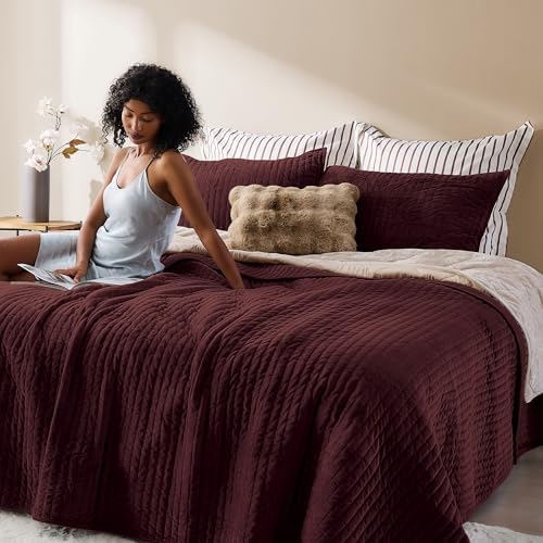 Luxury Velvet Quilt Set for Queen Mattress Soft and Warm Comfort