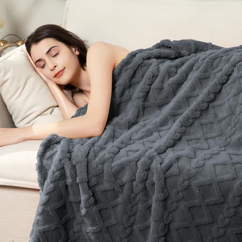 Cozy Fleece Blanket Queen Size