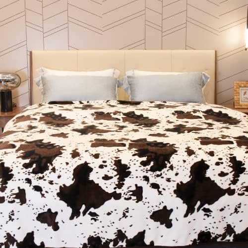 KIVEE Cute Cow Print Throw Blanket - Soft Warm All-Season Travel Home Use