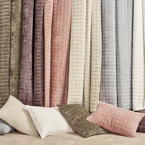 Elegant Luxury Quilt Set