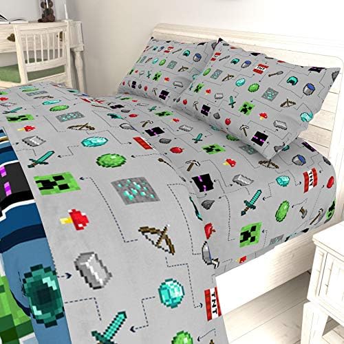 Jay Franco Minecraft Monster Hunters Queen Bedding Set